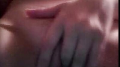 দুই অন্ধকার-কেশিক শিশুদের শেয়ার বাংলা xxx videos একটি বড় আবেদনকারী বিছানায়